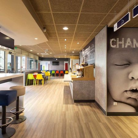 Ibis Budget Bourgoin Jallieu Centre Экстерьер фото