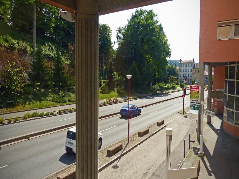 Ibis Budget Bourgoin Jallieu Centre Экстерьер фото